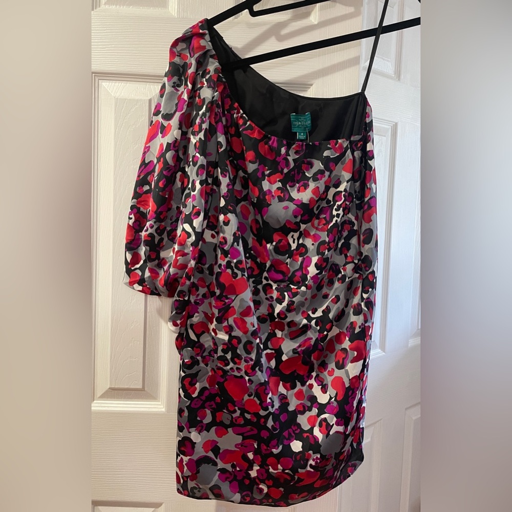 ❤️ NWT One Shoulder Dress